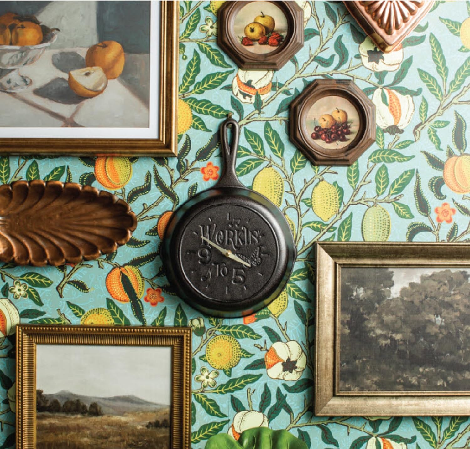 Lodge 9 inch Skillet Clock Inspired by Dolly Parton hit Song 9 to 5" - for Decorative Use Only - Hand Wash, Collector's Piece, 1 AA Battery Required (not Included). - Image 4