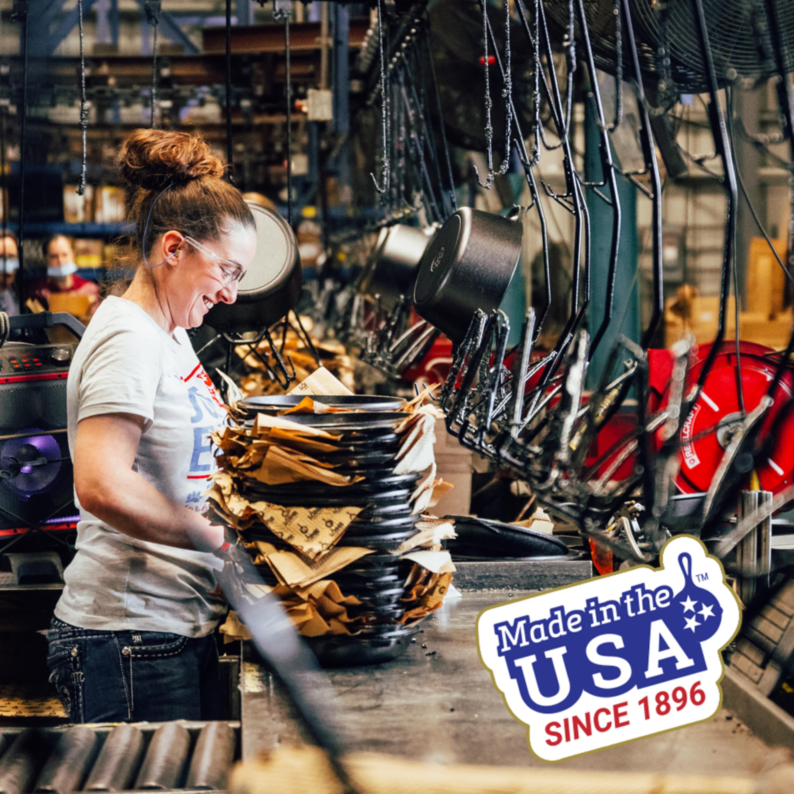 Lodge 12 Inch Dolly Parton Pre-Seasoned Cast Iron Stamped Skillet - Signature Teardrop Handle - Use in the Oven, on the Stove, on the Grill, or Over a Campfire, Black - Image 7